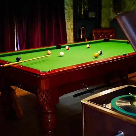 Chateau Du Loroux Vernantes