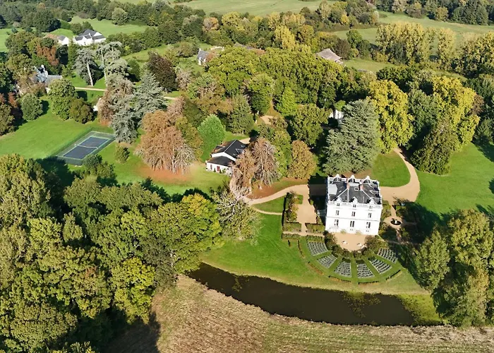 Chateau Du Loroux Villa *